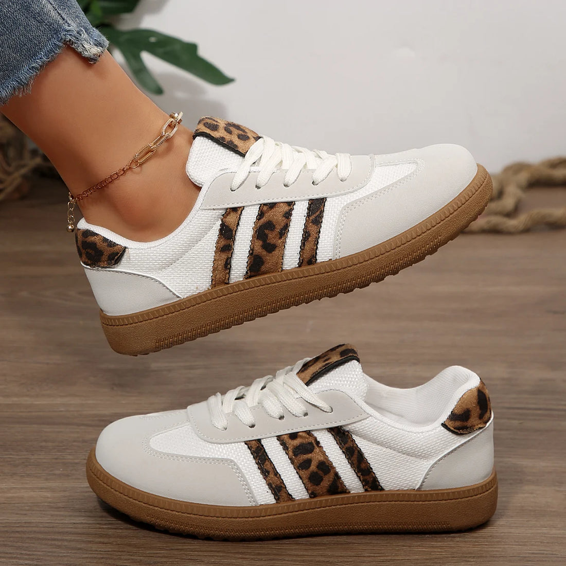 Women Sneakers 2026 New Fashion Luxury Designer Comfortable Shoes for Women Brand Classical Outdoor Casual Sneakers Women